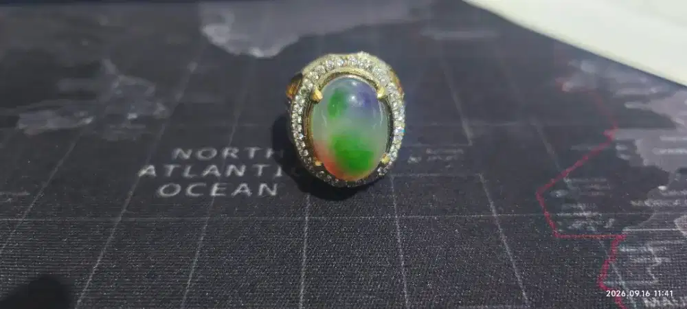 Natural Giok Burma unik 4 warna
