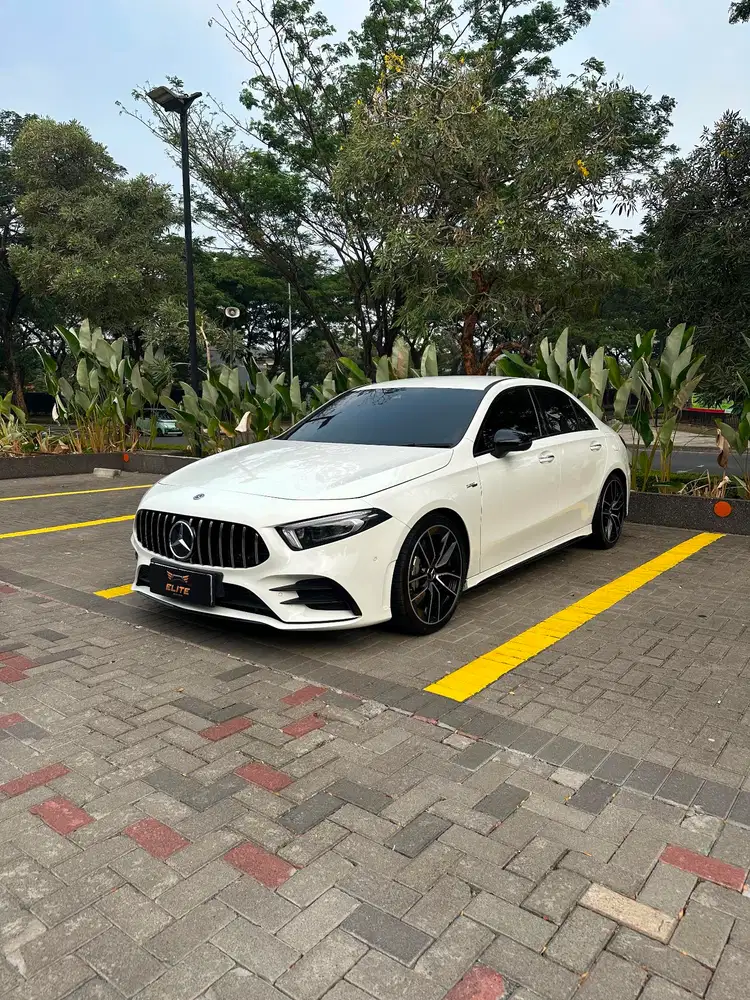Mercedes Benz A35 AMG 4MATIC 2021