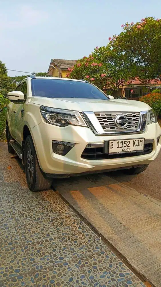 Nissan Terra 4x2 AT Low KM seperti baru 2019 NIK 2018