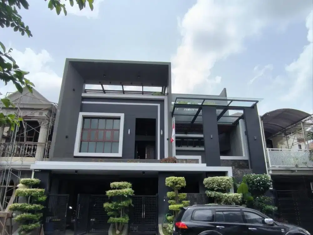 Rumah Minimalis Palm Spring, Jambangan, Hadap Selatan Row jalan 3 mobil
