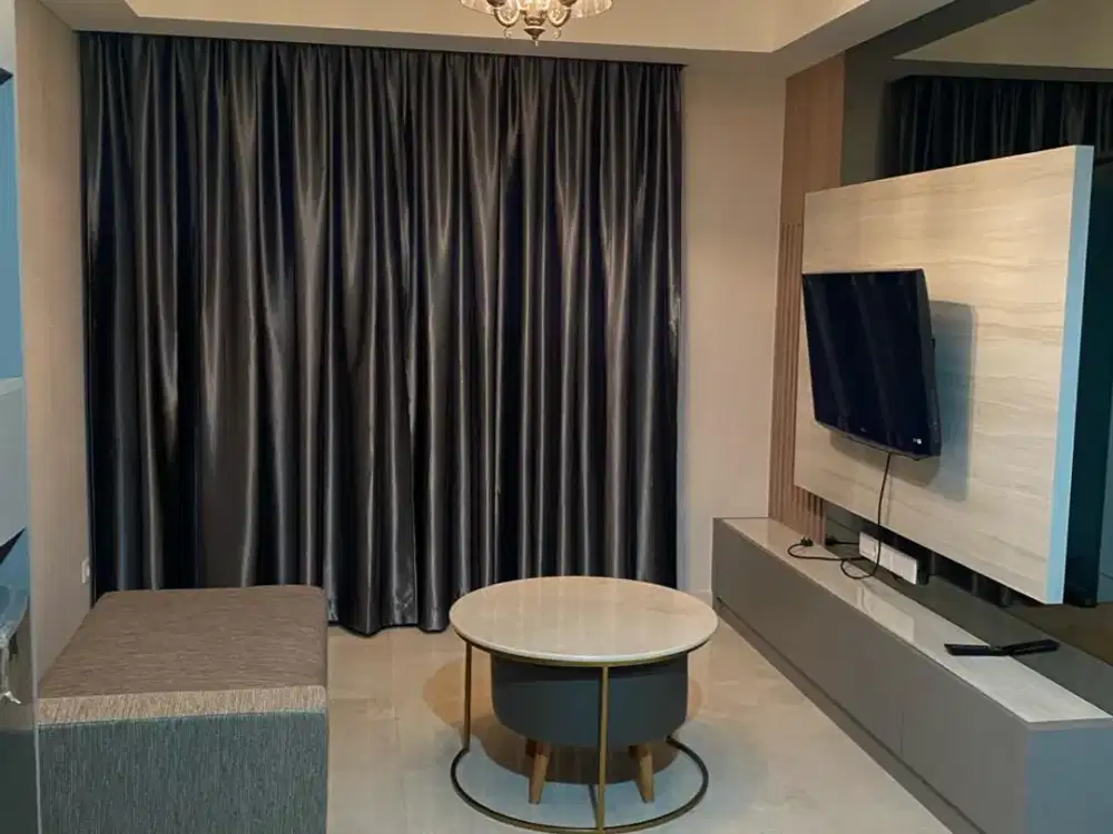 Dijual/disewakan Penthouse Gold Coast Apartment UK 51 M2, FURNISHED