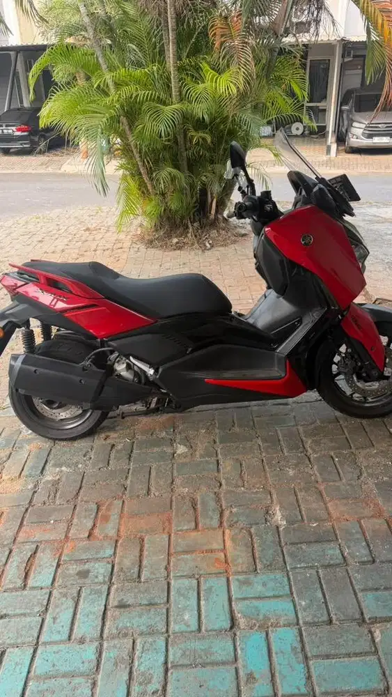 Yamaha Xmax Connected 2024