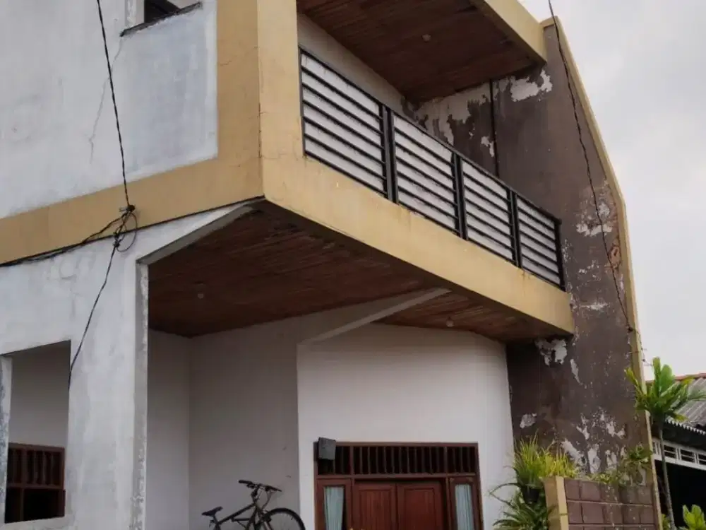 Rumah SHM Desa Wage Taman Sidoarjo 3KT
