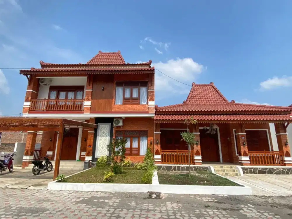 PELUANG INVESTASI! Rumah Joglo Nuansa Classic di Area Prambanan