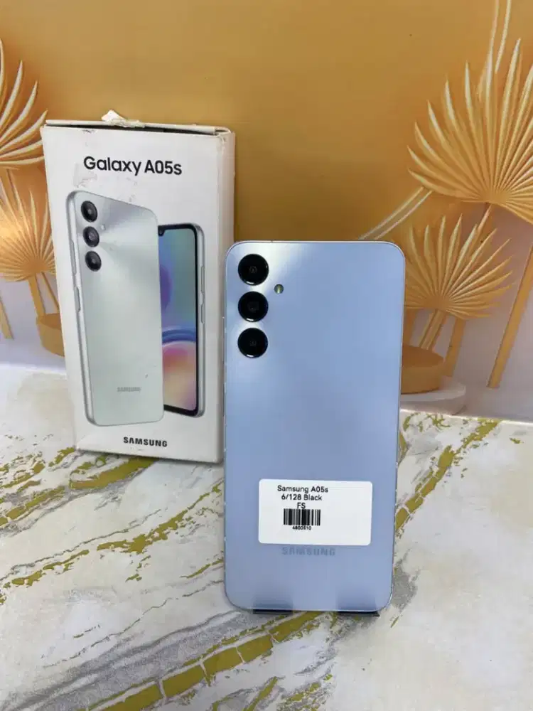 Samsung Galaxy A05s 6/128GB
Warna : Silver