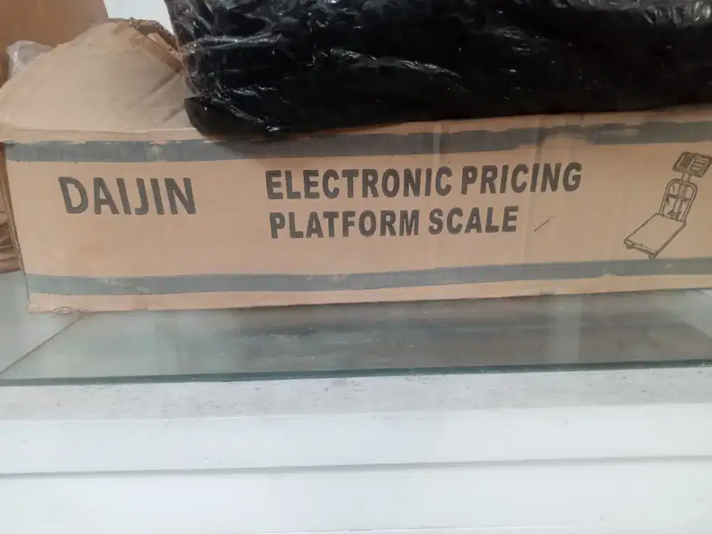 Timbangan digital Daikin 100 kg