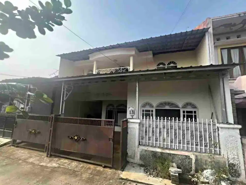 Dijual Rumah 3 Lantai Taman Duta Depok