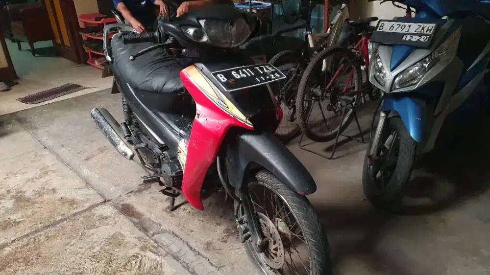 Suzuki shogun 125r