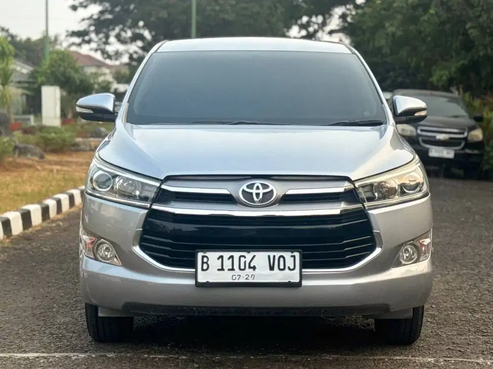 TOYOTA INNOVA 2.0 V AT 2019 Silver metalik
