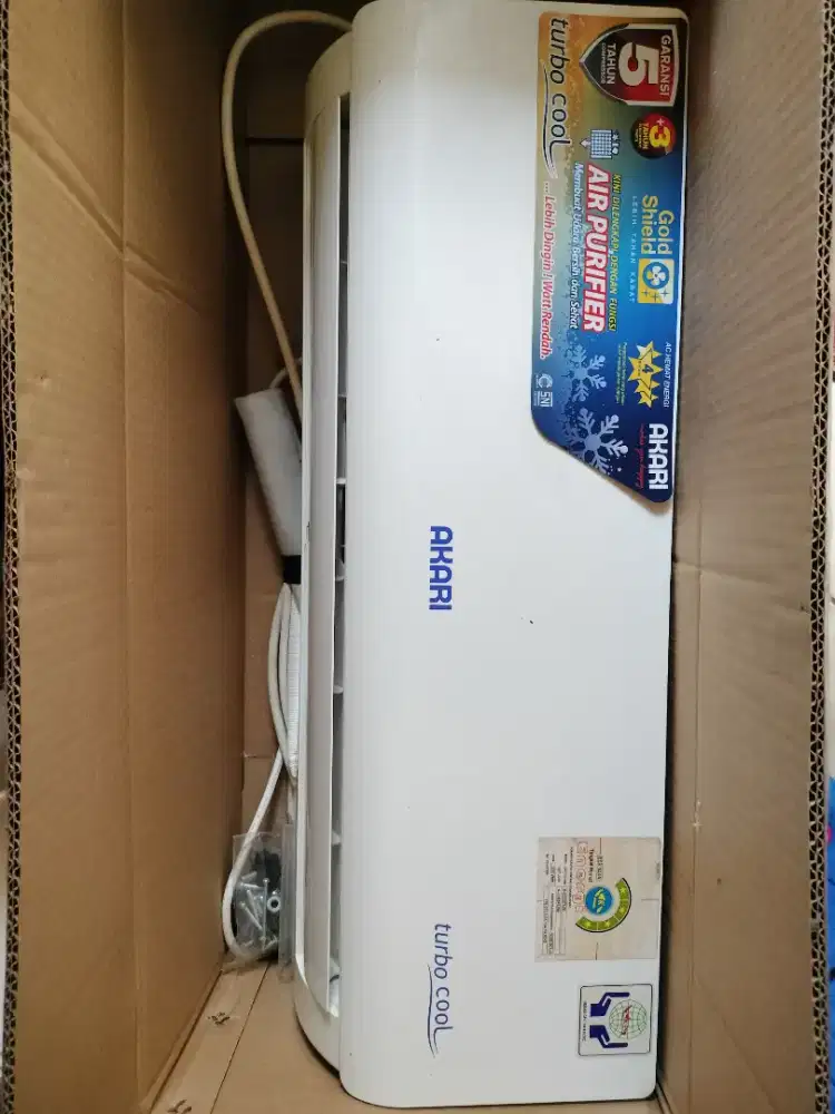 Ac Akari 1/2 PK