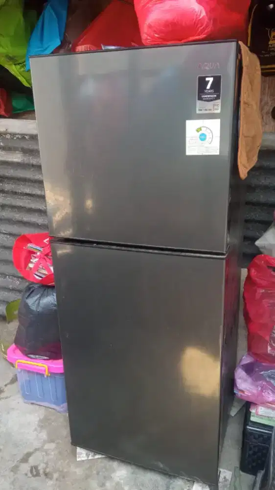 jual cepet kulkas aqua 2 pintu