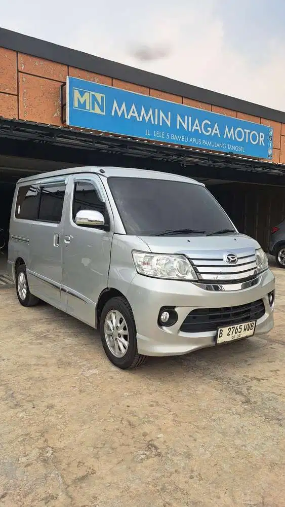 Daihatsu Luxio X MT 2019