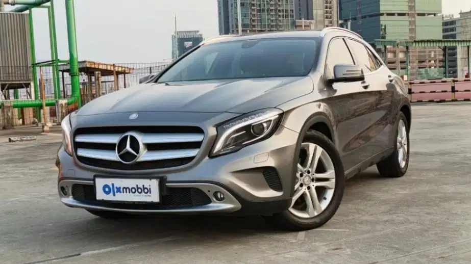 Mercedes-Benz GLA200 1.6 Bensin-AT 2015 Abu