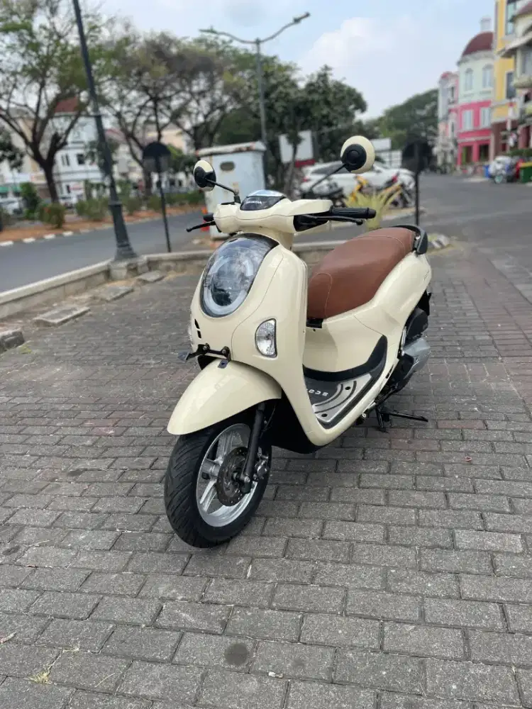 HONDA SCOOPY PRESTIGE 2026 KM 8K ASLI