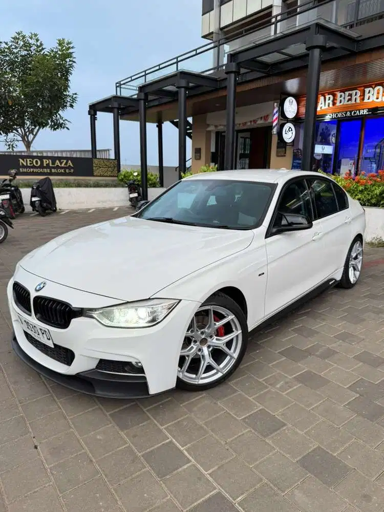 BMW F30 320i FULL MODIF MULUS TAX PANJANG