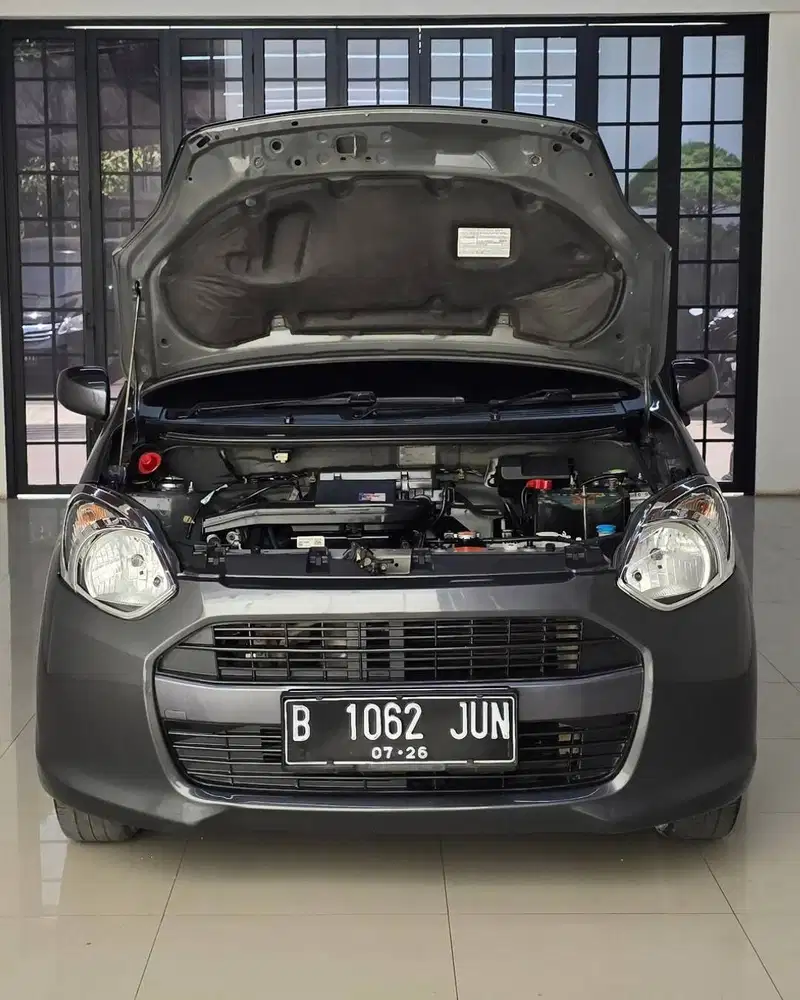 DAIHATSU AYLA 1.0 M/2016/MT/Abu-Abu Metalik