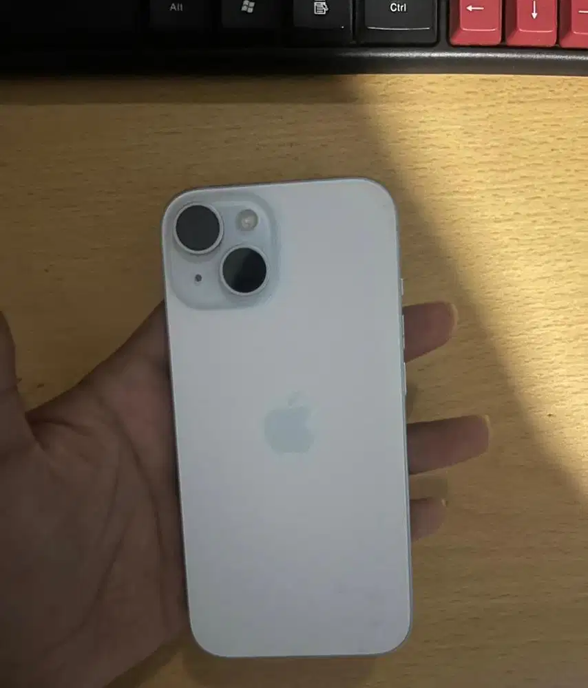 dijual iphone 15 biru ex ibox