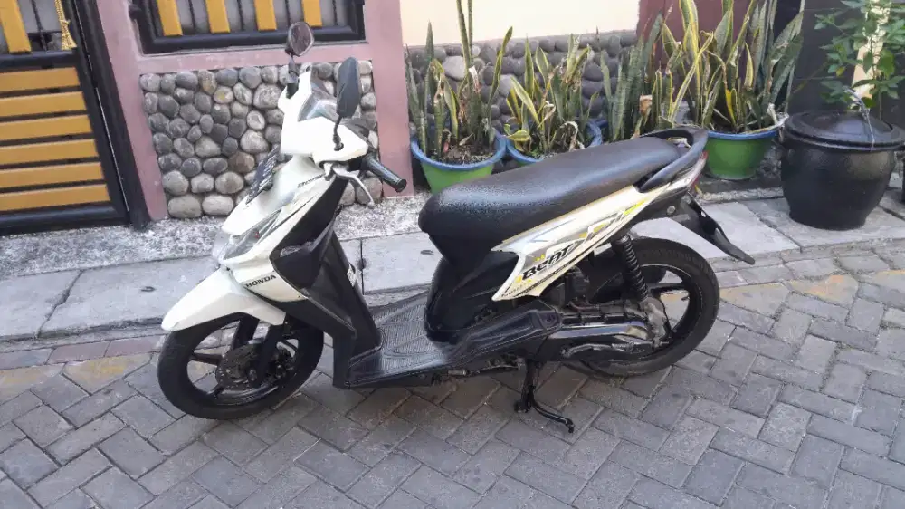 Honda beat tahun 2012