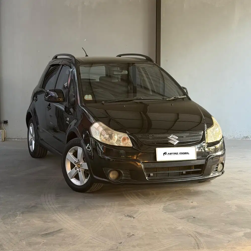 Suzuki SX4 2009 / 2008 Matic Bagus Murah Kredit Bekas Surabaya Tgn1