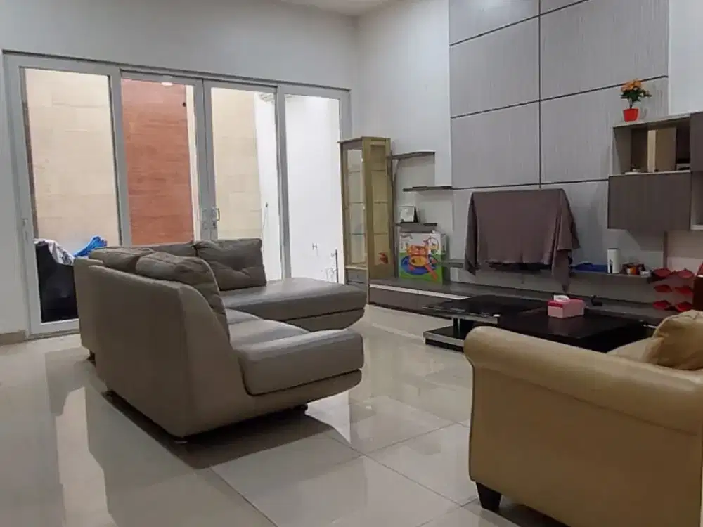 DIJUAL CEPAT VILLA MEWAH MUTIARA RESIDENCE – LUAS & SIAP HUNI!