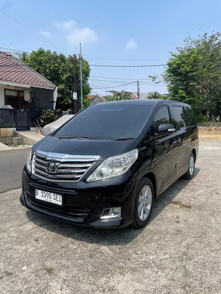 Toyota Alphard 2014 Bensin