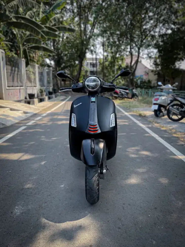 PIAGGIO VESPA GTS SUPER SPORT 2024