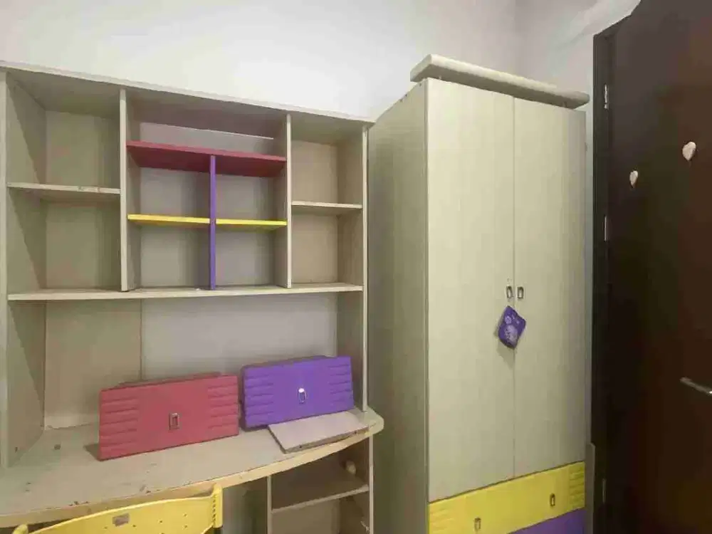 Disewakan Cepat Rumah Hoek Furnished 3 Lantai di Whelford Greenwich BSD City