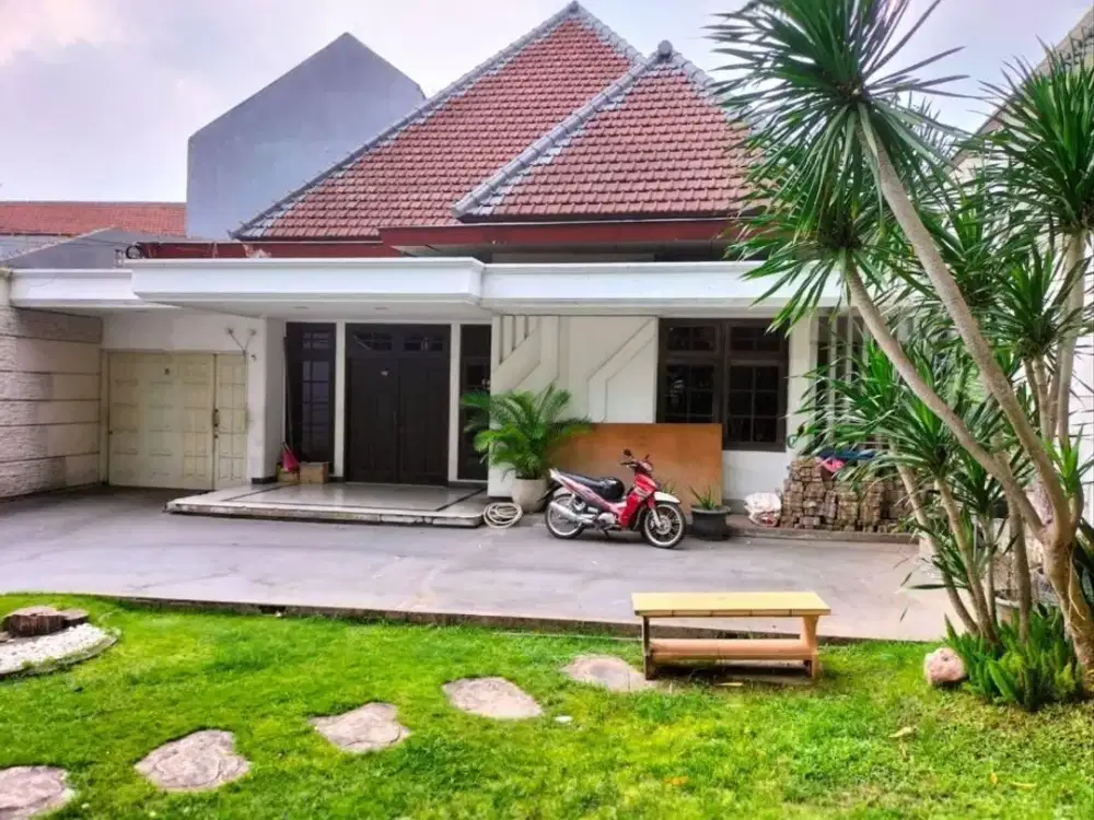 Rumah Raya Darmo STRATEGIS, LANGKA, SIAP HUNI, MURAH