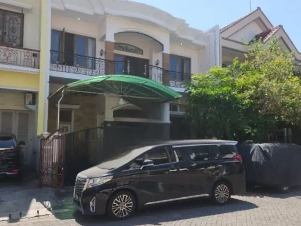 Disewakan Rumah Second Terawat Pakuwon City Siap Huni