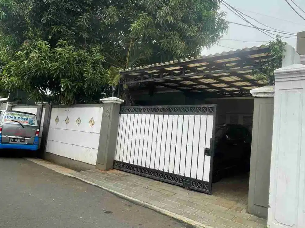 Dijual Cepat Rumah Mewah Besar 1 Lantai di Kemang Jakarta Selatan