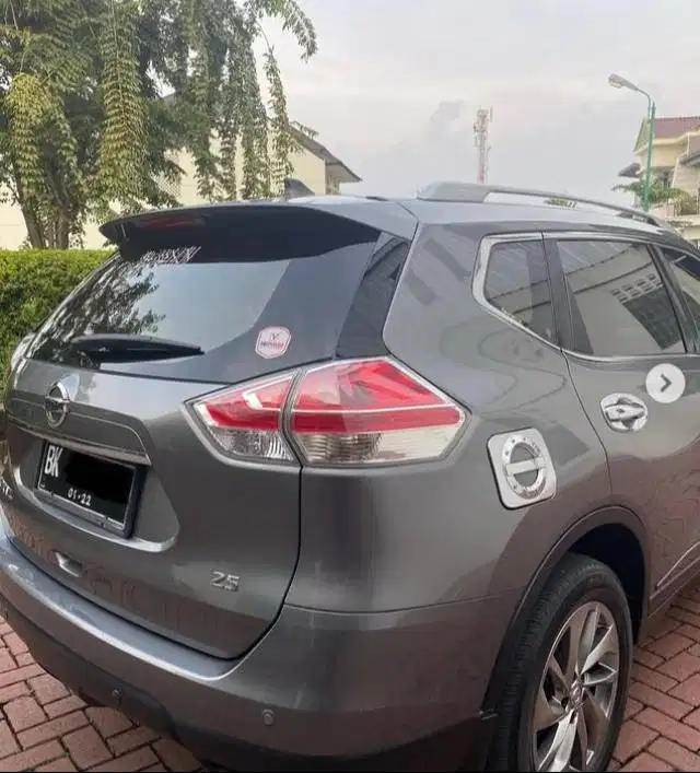 NISSAN XTRAIL 2.5 CVT A/T