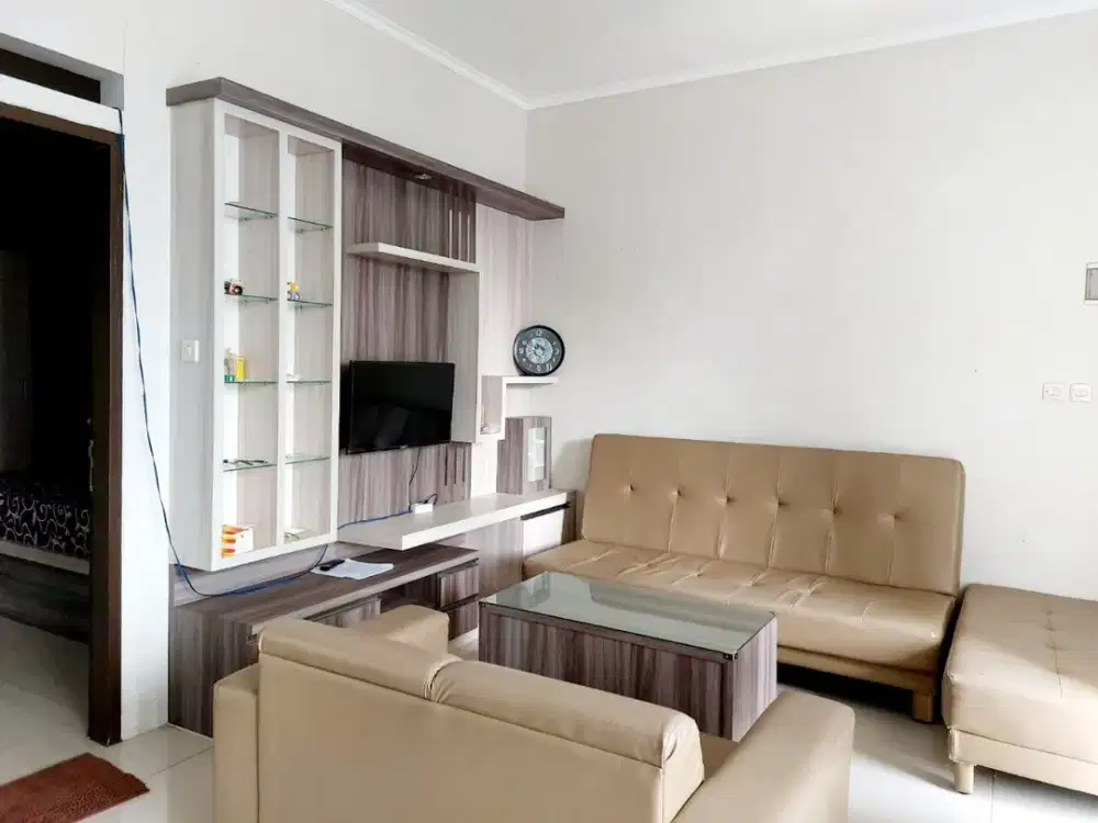Dijual Cepat Rumah Semi Furnished 2 Lantai Di BCV Bandung