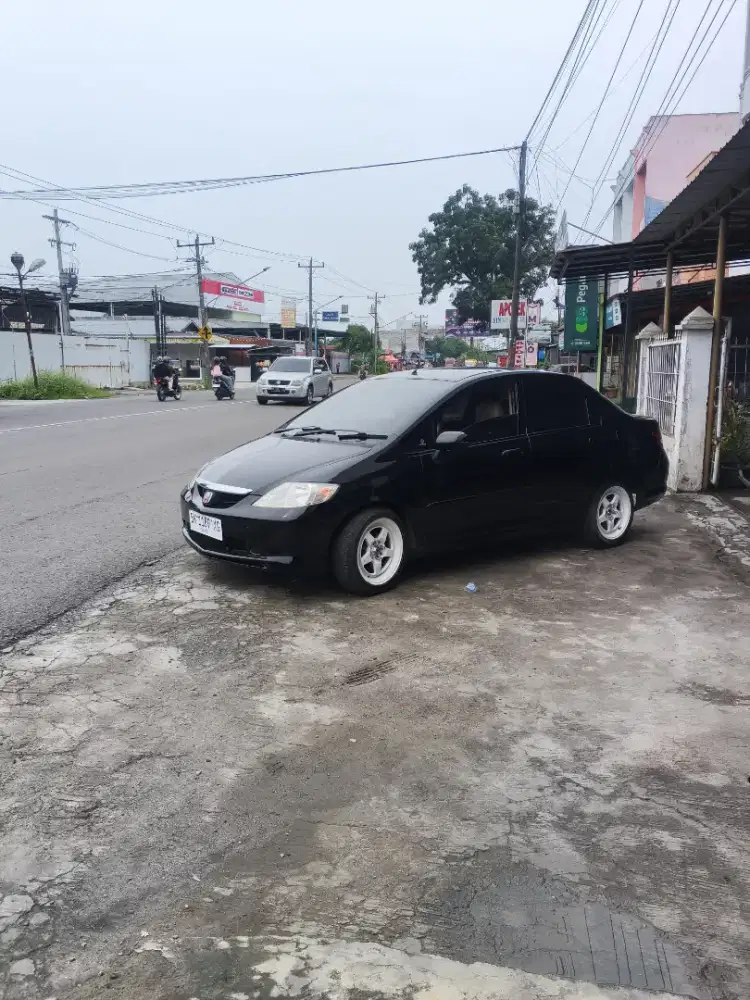 Honda city 2004 GD8 idsi manual