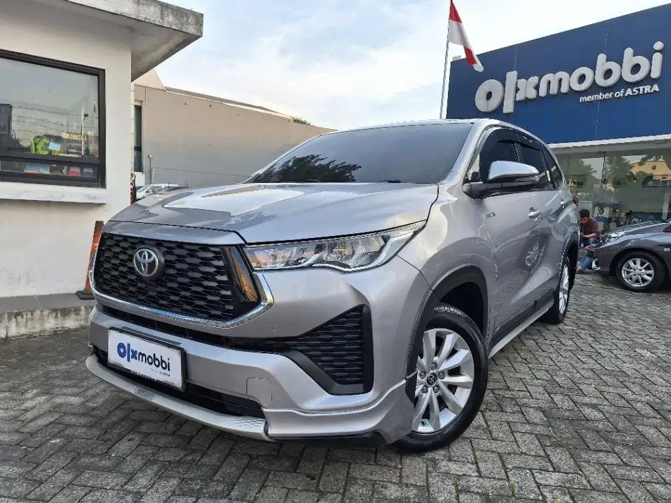 Kijang Innova 2.0 Zenix V HV CVT Modellista Hybrid-AT 2023  CAKMD