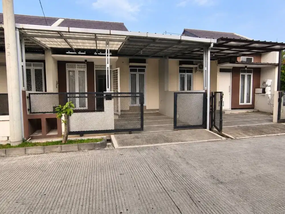 Rumah Bagus di Taman Kopo Indah 5 - Siap Huni, Lingkungan Nyaman dan One Gate System