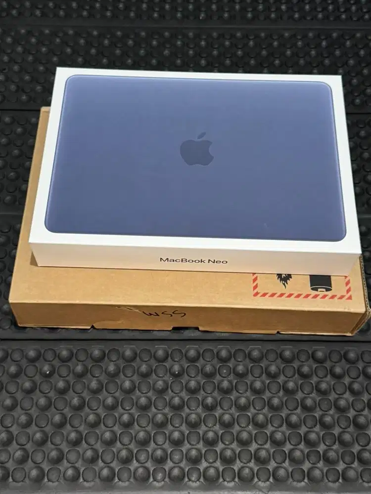MACBOOK NEO 256GB INDIGO RESMI INDONESIA IBOX DIGIMAP GDN BLIBLI