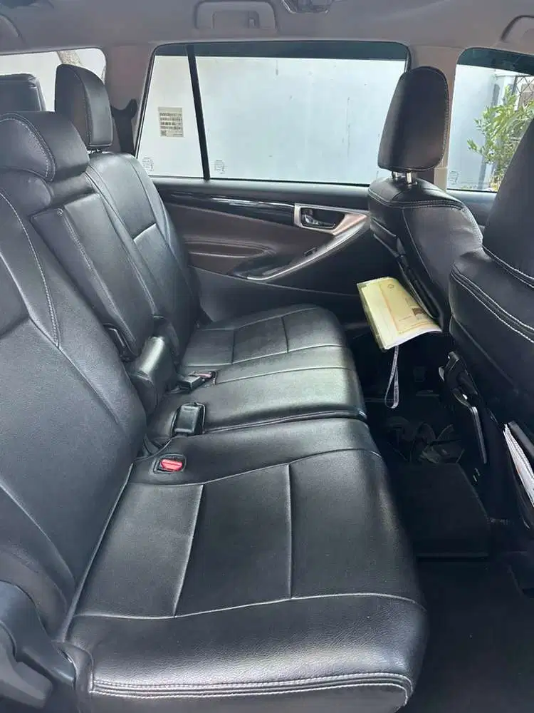 Innova V diesel 2021