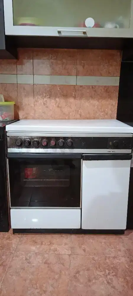 ARISTON Kompor Standing