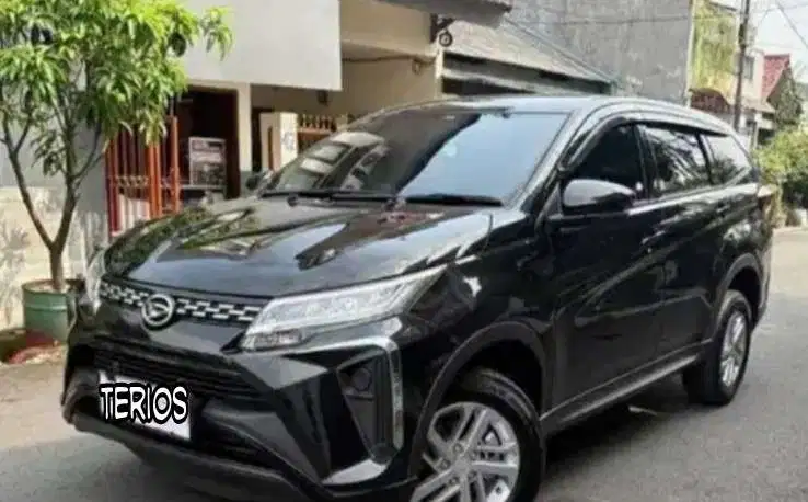 Daihatsu Terios X 1.5 MT Des '24 HITAM 