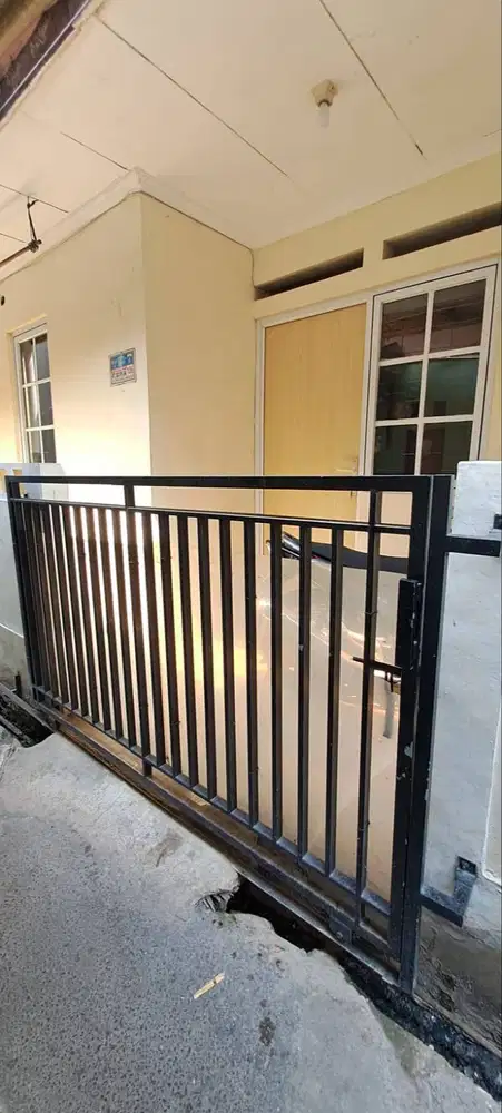 Kontrakan Rumah Lenteng Agung