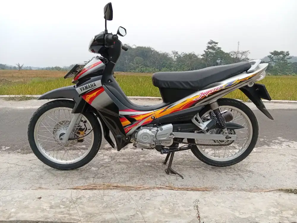 Jupiter z 2004  plat f bogor kabupaten