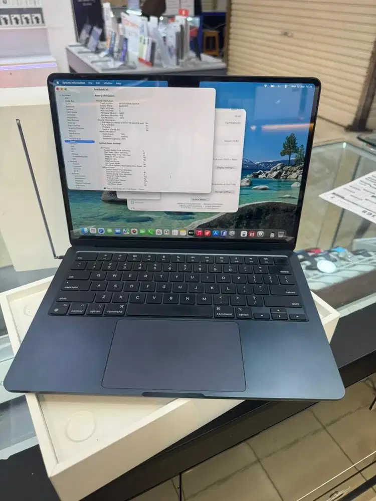 Macbook Air M2 2022 13inch 16/256 Midnight Ex iBox Lengkap