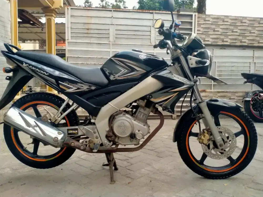 Yamaha Vixion lengkap motor sehat walafiat keterangan detail dibawah