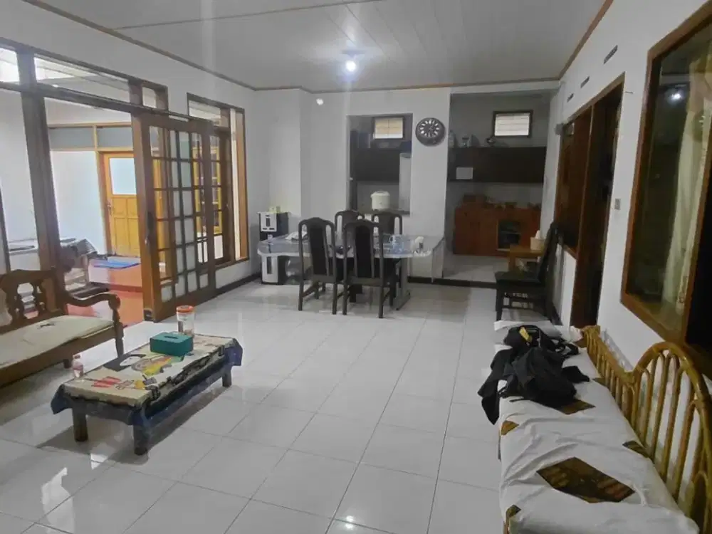 Rumah terawat lokasi terbaik di turangga buahbatu
