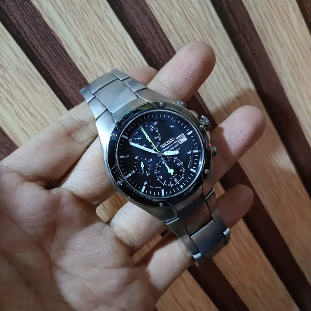 Jam pria seiko sportura authentic