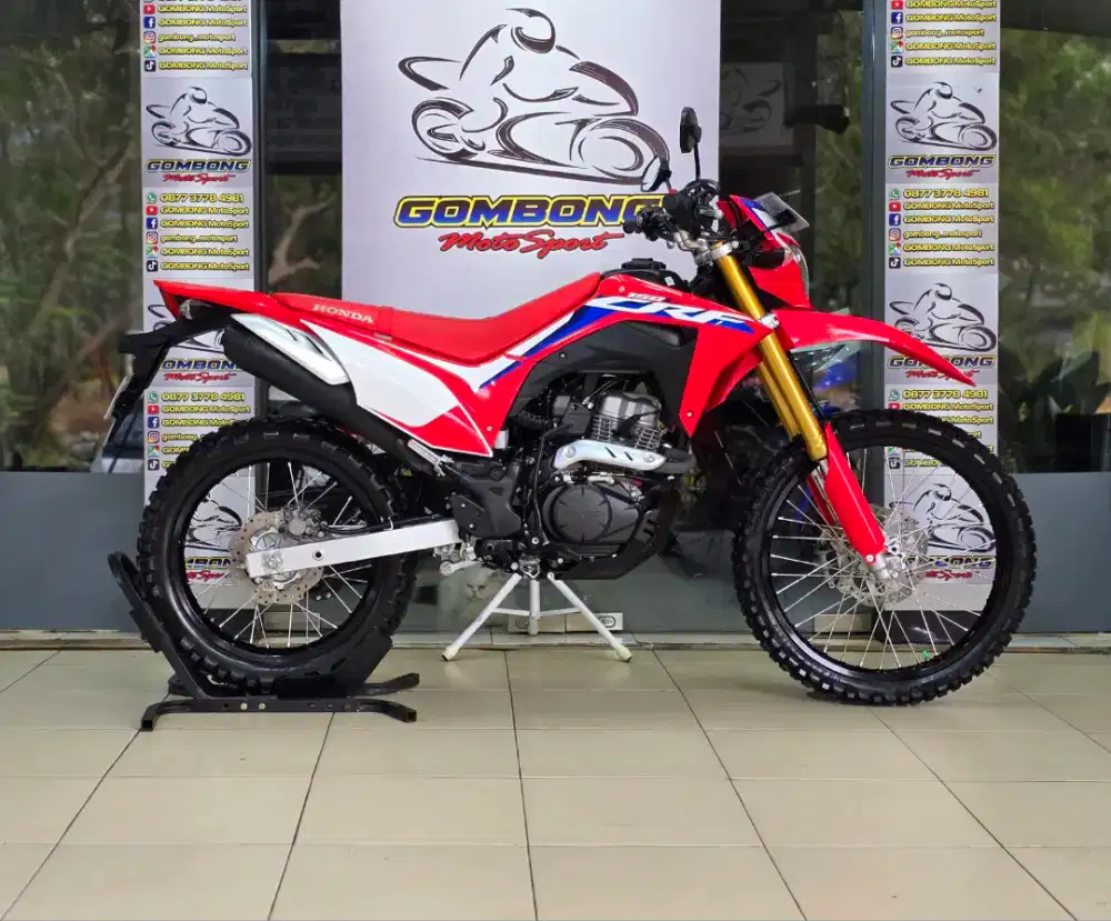 HONDA CRF 2025 KM 400 perak