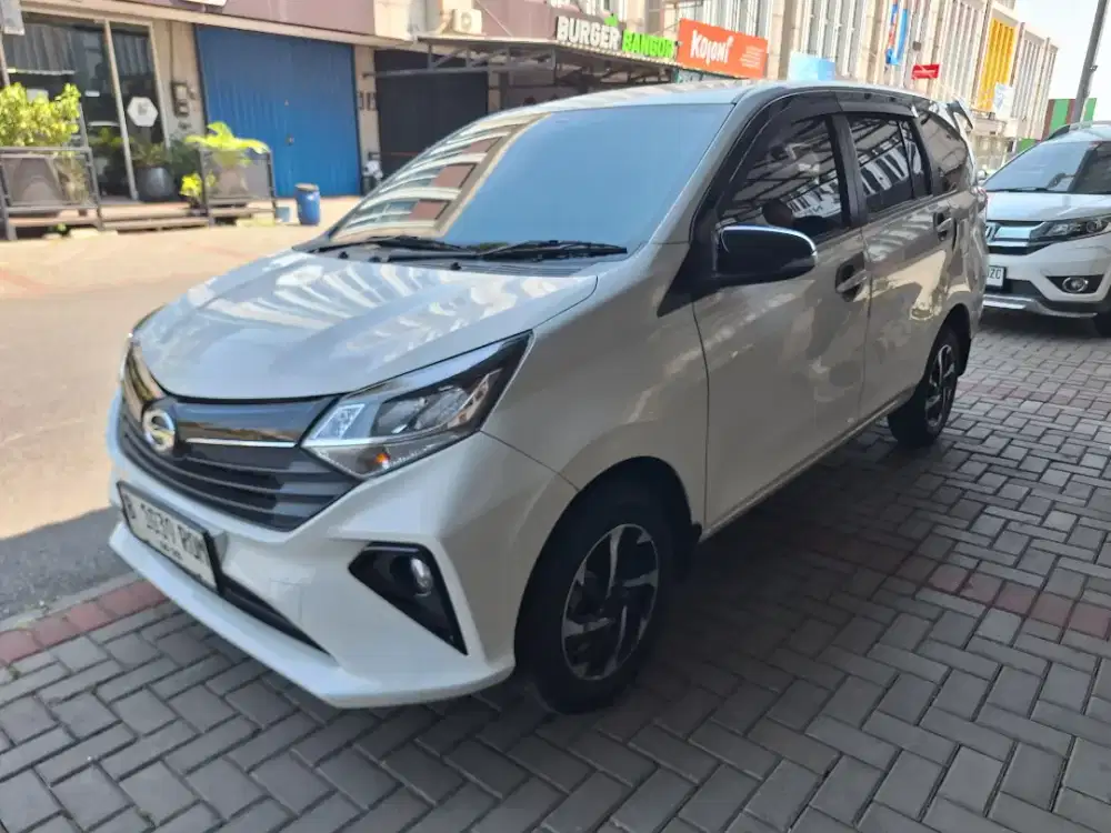 Sigra R AT 2023