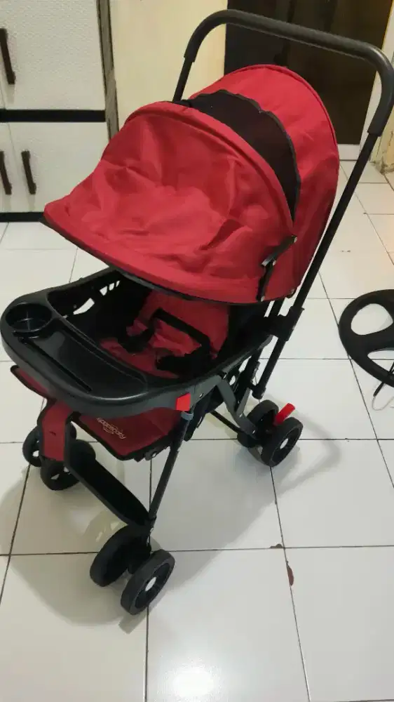 Stroller bayi merk spacebaby mulus like new 95%