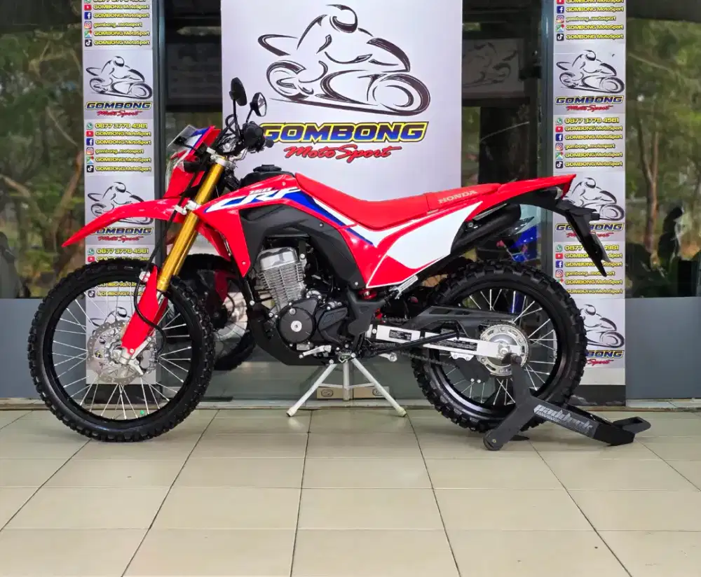 HONDA CRF 2025 KM 400 perak