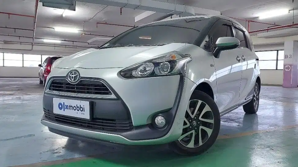TDP 8, JT Toyota Sienta 1.5 G Bensin-AT Silver 2016